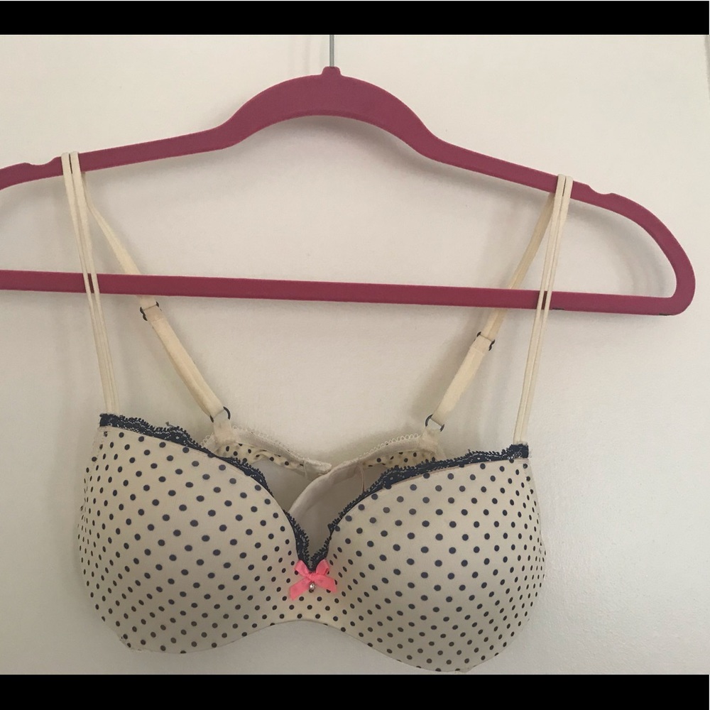 Victoria’s Secret bra